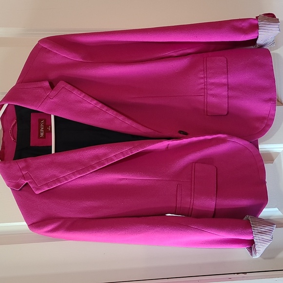 Pink Blazer & Ruffled Top Bundle - Picture 4 of 7